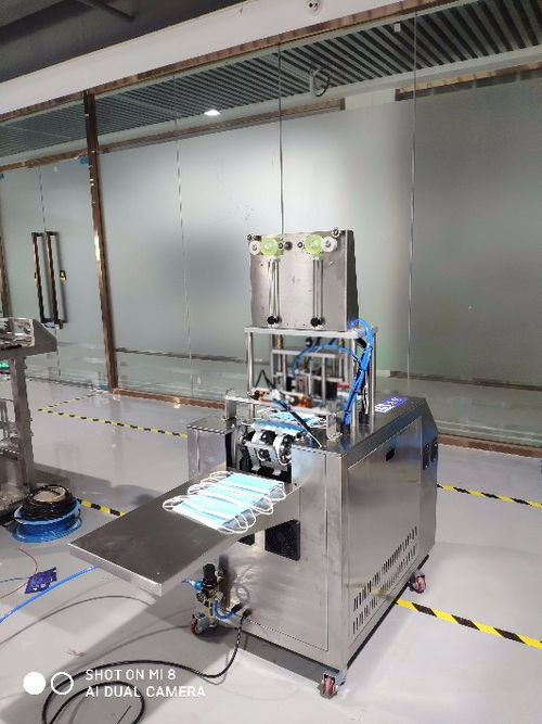 小型自動口罩機與一次性口罩生產(chǎn)圖紙解析